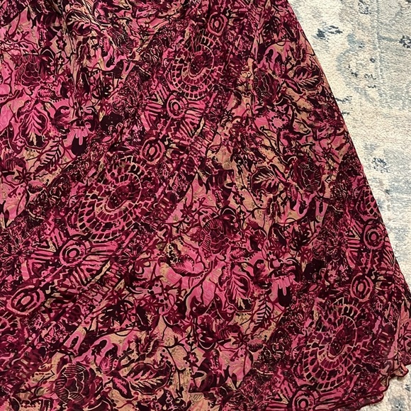 b.i.y.a.y.c.d.a. Red and Gold Floral and Leaf Pattern Midi A-Line Skirt - Picture 10 of 10
